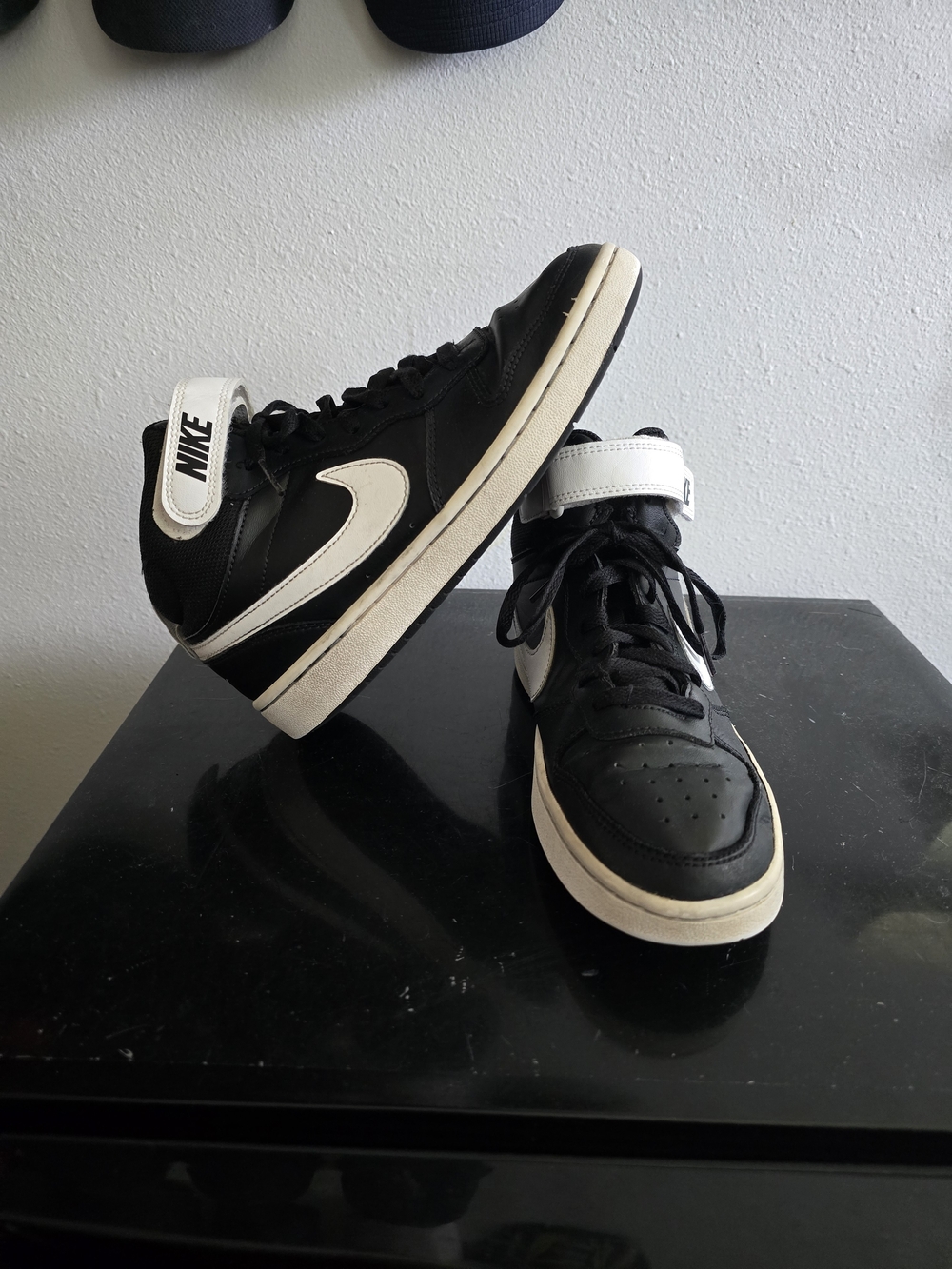 Nike Court Borough Mid 2 Black White High Top Sneakers Size 6Y